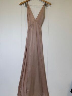 Reformation Mauve-Blush Satin V-Neck Maxi Dress Backless